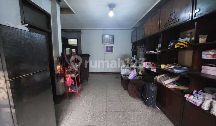 Rumah Berada di Tengah Kota Bandung di Muara Sari