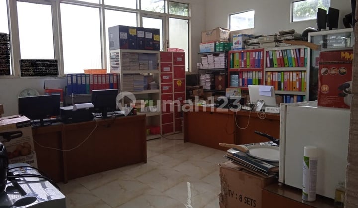 Rumah Keamanan 24 Jam Lokasi Dekar Ke Mainroad di Kembar