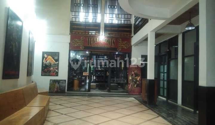 Ruko 3 Lantai Cocok Untuk Cafe Atau Resto di Pelajar Pejuang