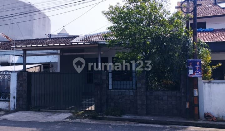 Rumah Bagus Terawat Super Nyaman di Ciateul