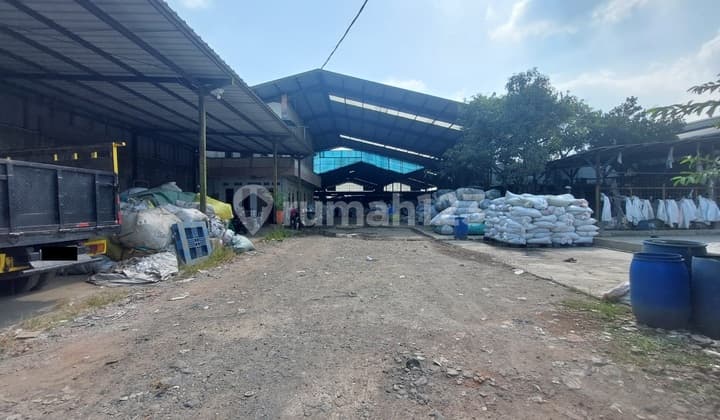 Gudang Ada Ruang Kantor dan Mess Karyawan di Sadang Buntu