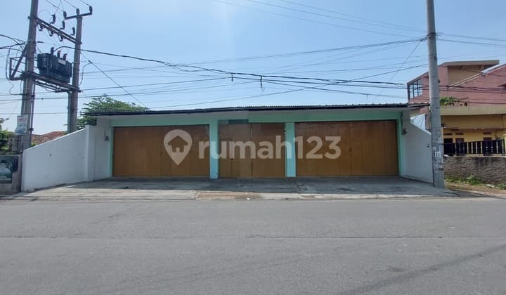 Gudang Dimainroad Lokasi Dekat Akses Tol di Pameuntasan