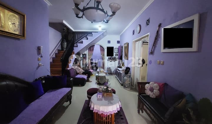 Rumah 3 Lantai di Taman Cibaduyut Indah 1 - Lokasi Strategis Dekat Pusat Belanja!