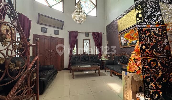 Rumah Terawat, Jalan Lebar 2 Mobil di Taman Cibaduyut Indah