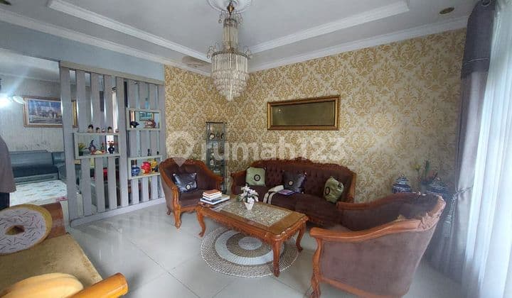 Rumah Bagus Lokasi Strategis Kawasan Kota Bandung di Sauyunan