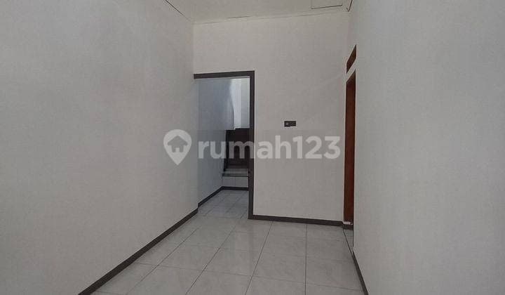 Rumah Dalam Komplek Aman Nyaman di Taman Cibaduyut Indah