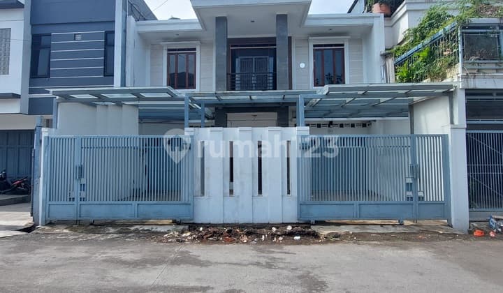 Rumah Siap Huni Dekat Ke Jalan Utama di Angkasa Mekar