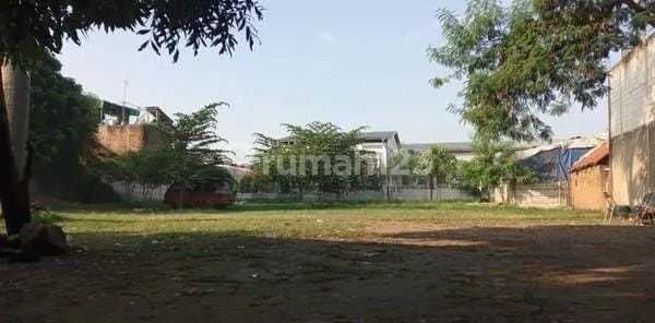 Tanah Datar Letter U, Bisa Split, Siap Bangun di Cibolerang