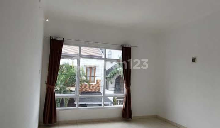 Rumah Disewakan Siap Huni Kebayoran Baru