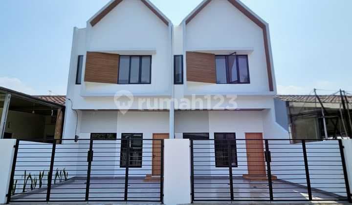 Rumah New Brand 2 Lantai Luas 100 M di Harapan Indah Bekasi
