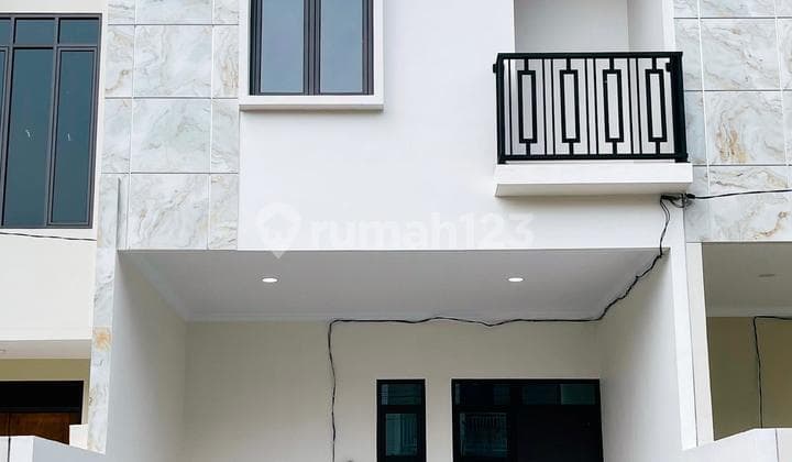 Rumah Siap Huni 2 Lantai New Brand di Harapan Indah