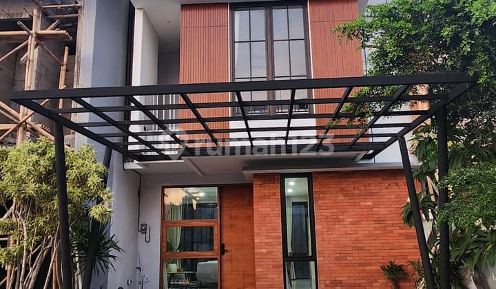 House with Club House in South Denpasar 15 minutes to Mall Bali Galeria Kuta