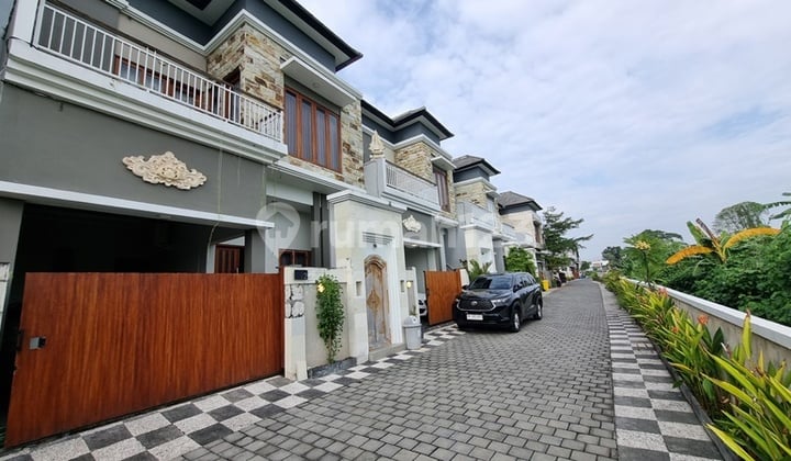 Dekat Dyatmika School!! Jual Rumah View Sawah Komplek One Gate Kertalangu, Kesiman