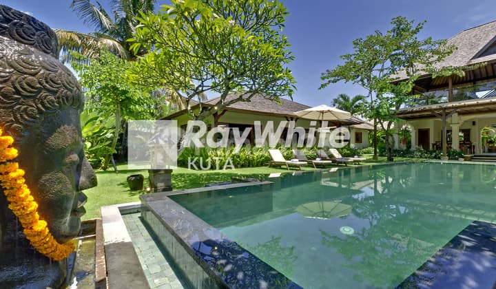 Villa Walking Distance to Cemagi Beach, Bali