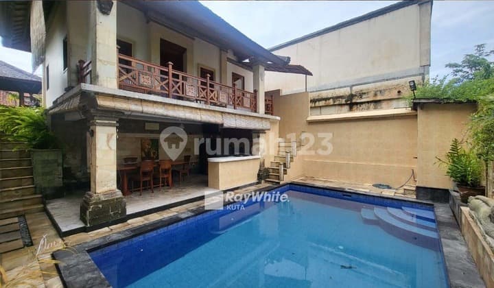 Private Edenia Villa Dekat Pantai Melasti Ungasan, Bali