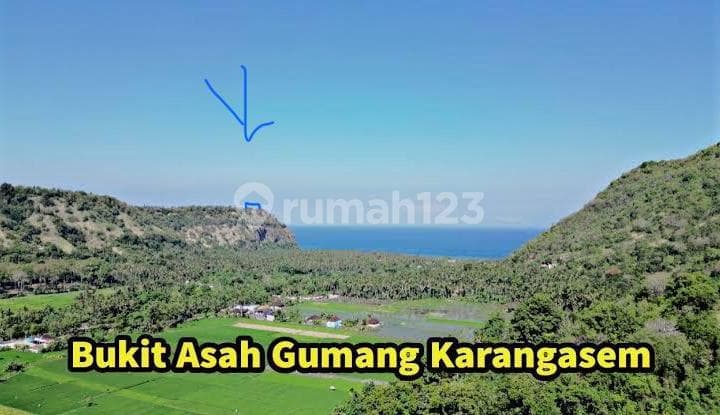 Menakjubkan! Tanah fantastik di tepi tebing depan pantai perawan dekat Candidasa untuk disewa.
