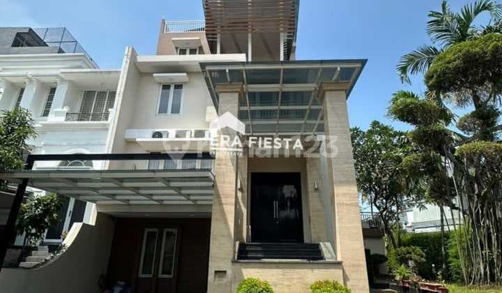 4.5-Story House in Akasia, Mediterranean Golf Hill PIK, Freehold Title, Furnished