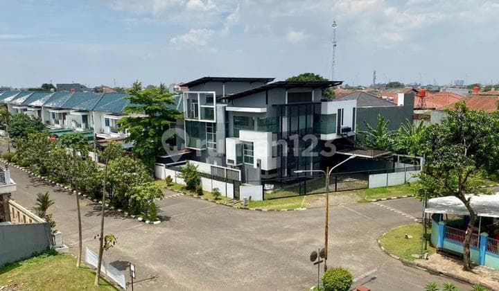Taman Golf Modernland, Furnished, Type Master 4 Kamar