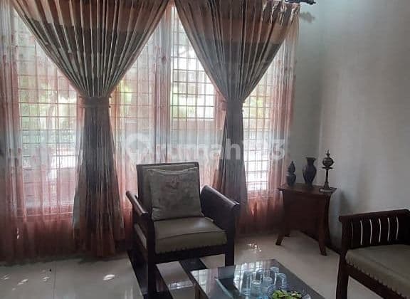 Rumah Bagus dan Super Nyaman di Strategis Bintaro 2 Lantai Siap Huni Sp0502