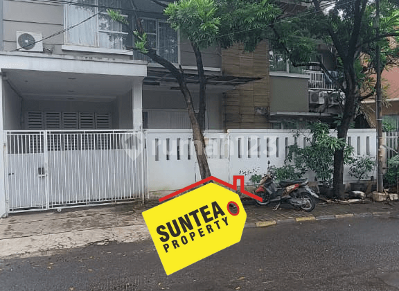 Dijual Rumah Siap Huni dengan Total 5 Kamar Posisi Rumah Hadap Timur di Bintaro Sp 0718
