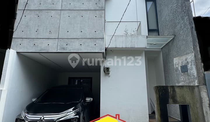 Rumah Hommy minimalis 2 lantai siap huni di Bintaro 0482