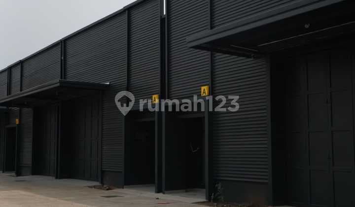Gudang di Kemuning, Jakarta Barat 240 M2