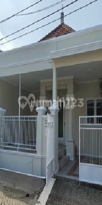 Ready-to-Occupy House in Graha Tirta Waru, Sidoarjo, 135 Square Meters