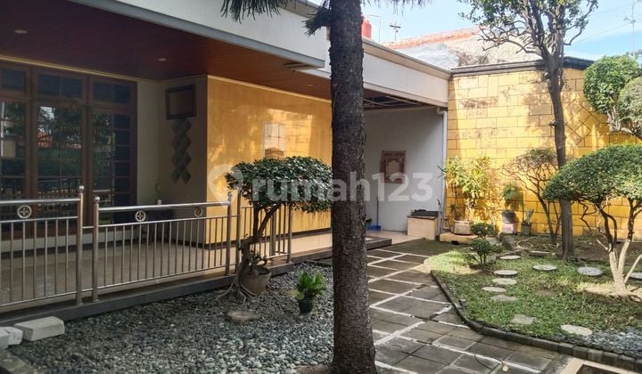 2-Story House in Dukuh Kupang, Surabaya - Well-Maintained Property