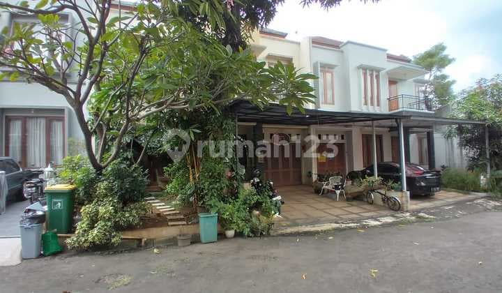 Rumah 2 Lantai Siap Huni Area.strategis
