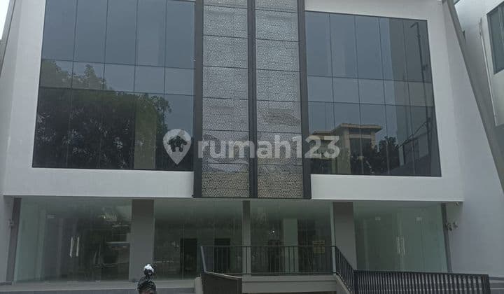 Gedung Kantor Area Strategis Cocok Untuk Kantor dan Usaha Lain nya
