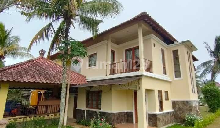 Charming and Beautiful Villa Rancamaya