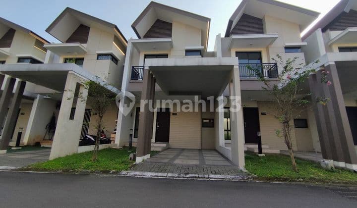 Rumah Dijual di Podomoro Galf View Gunung Putri