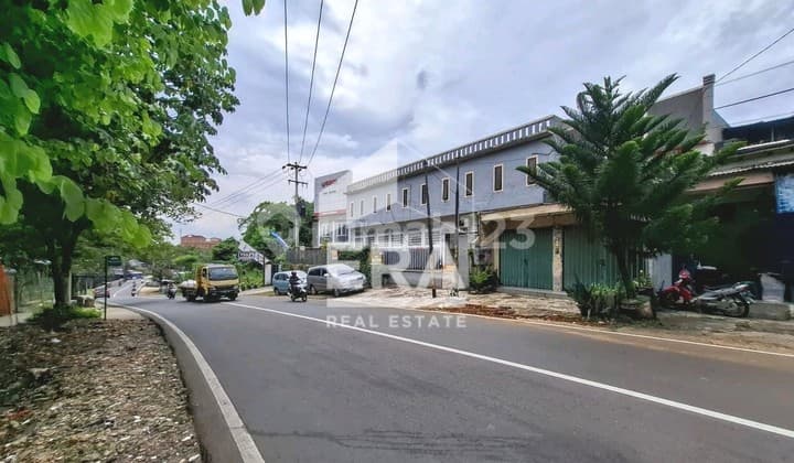 Pabrik Gudang Lokasi Strategis di Cibinong