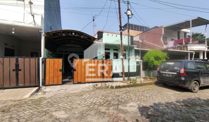 Rumah bagus dalam cluster dekat jalan raya di Griya Permata Raden Keradenan Cibinong