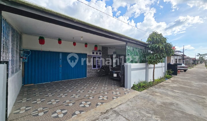 Rumah Asri Ari Karya 4 Gg Sinar Pelita, Kubu Raya