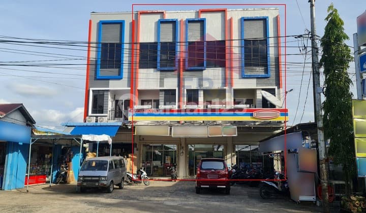 Ruko dengan lokasi strategis Tepi Jalan Paris 2, Pontianak