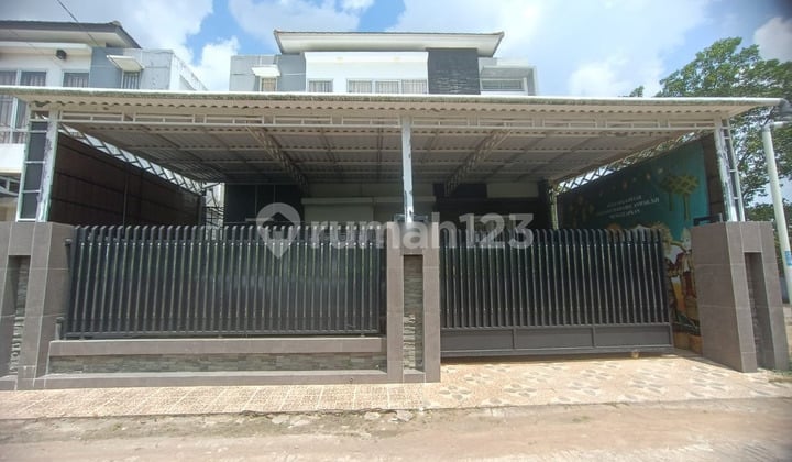 Rumah tunggal lokasi perdana city, Pontianak