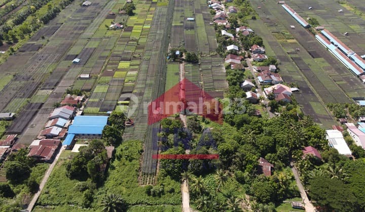 Tanah tepi jalan sungai selamat dalam, Pontianak