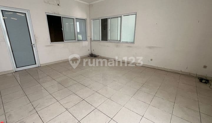 for rent warehouse bizhub serpong near bsd toll