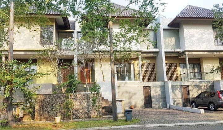 Rumah Terawat Asri Di De Park Heliconia BSD