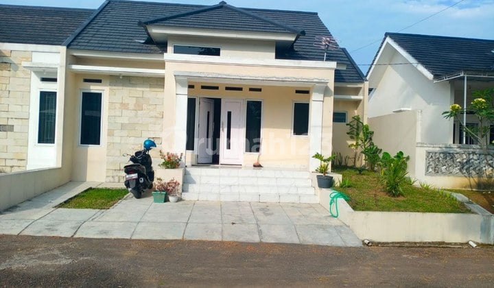 Rumah Mewah Royal Situgunung Cisaat Full Furnished