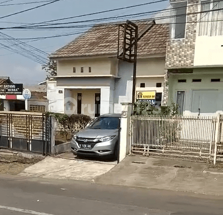 Rumah Strategis Seberang Indogrosir Kota Sukabumi Dekat Terminal