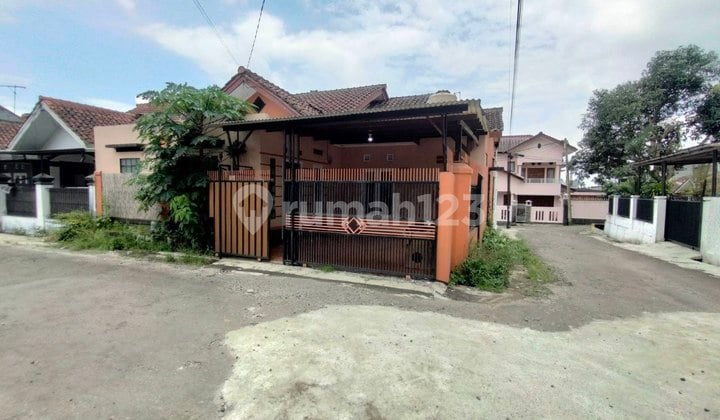 Rumah Dijual Puri Cibeureum Kota Sukabumi Hook menghadap Utara