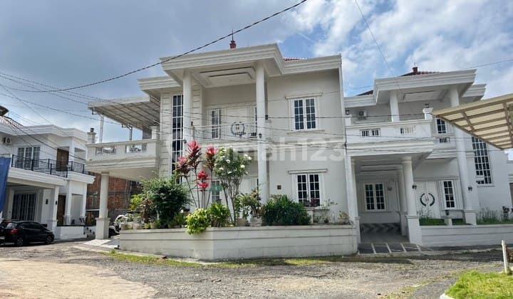 Rumah Mewah Kota Sukabumi Strategis Griya Selabumi Indah Estate