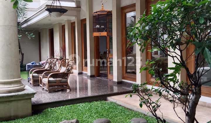 Dijual Rumah Siap Huni Lokasi di Batununggal Indah Mainroad