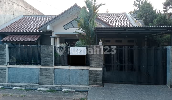 Rumah Cantik Jatiwaringin Pdk.gede
