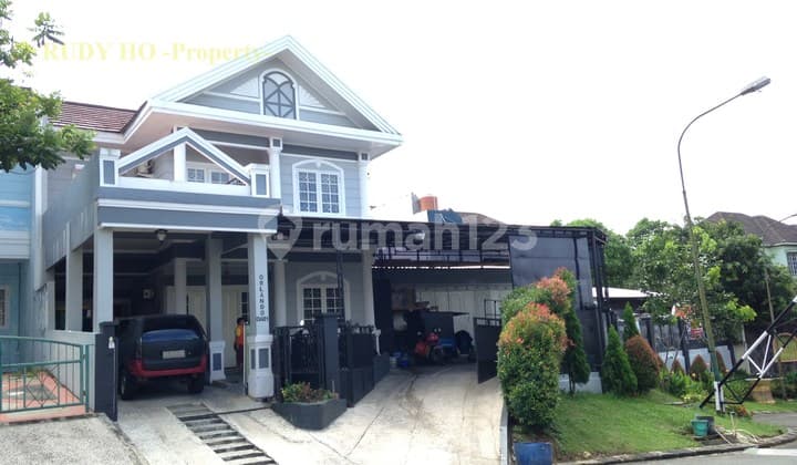 Dijual Rumah 2 Lantai Hook di Komplek Perumahan Balikpapan Baru Cluster Orlando, Balikpapan