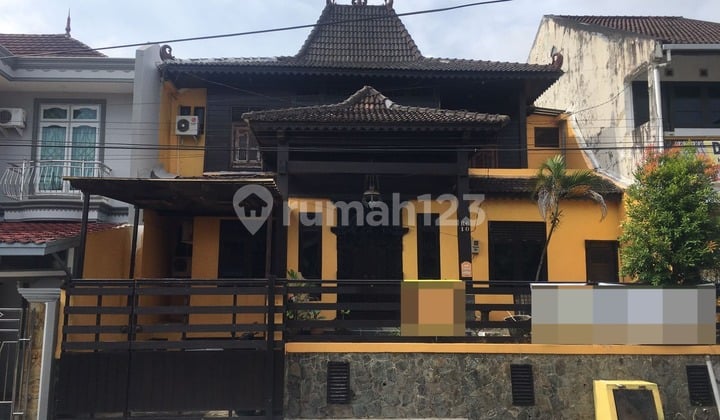 For Sale Minimalist Joglo House in Balikpapan Baru, Mediterranean Cluster Pos 11, Balikpapan