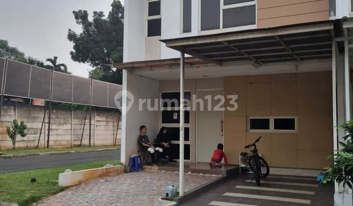 DI SEWAKAN RUMAH SIAP HUNI DI GRAND WISATA BLOK EB 05 NO.10