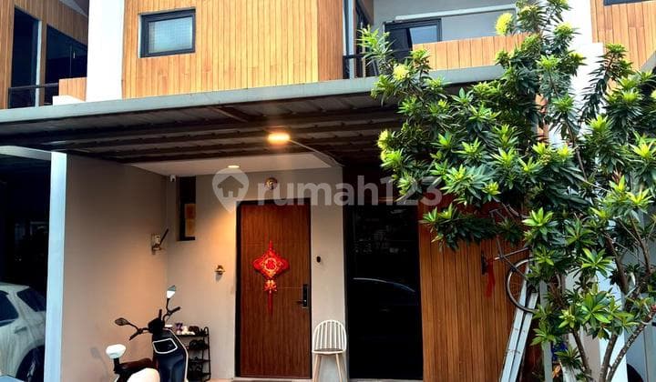 Rumah Full Furniture 2 Lantai Siap Huni